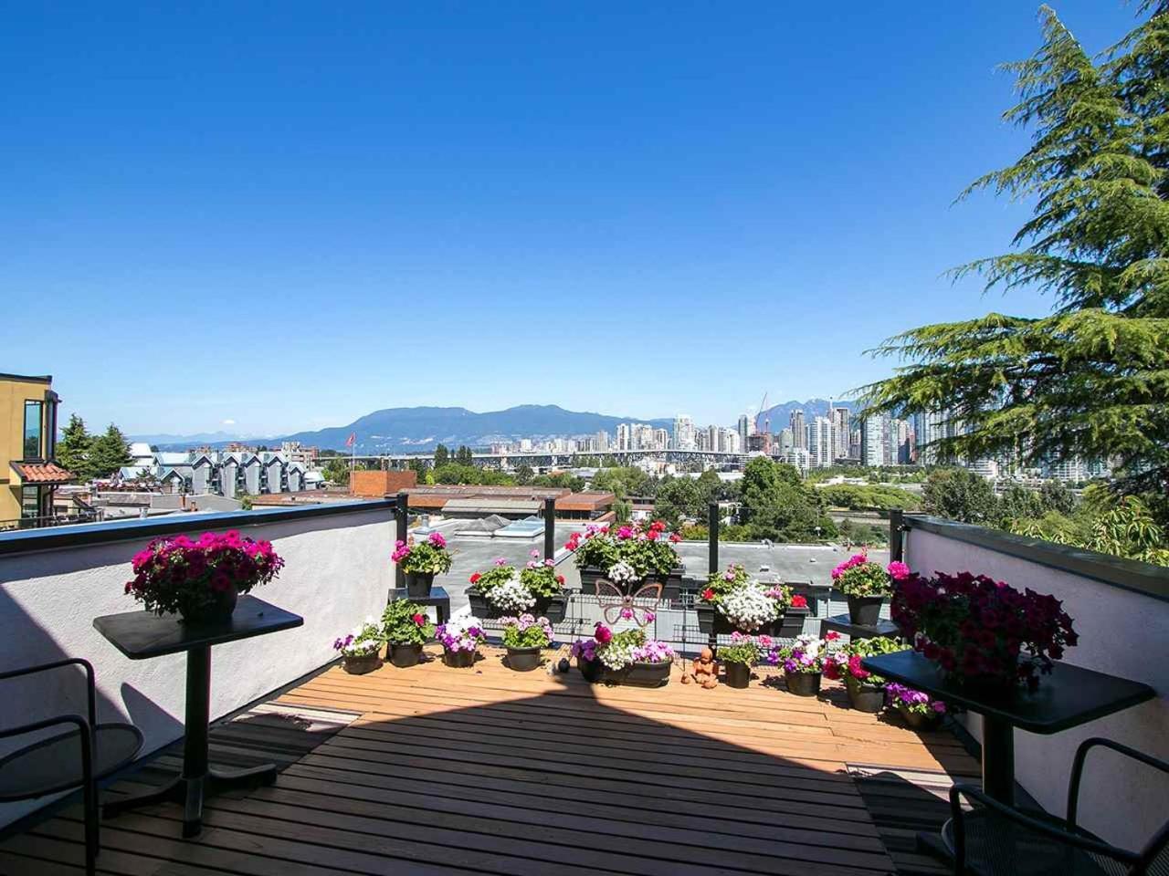 Stunning Skyline Views From A Cozy Apartamento Vancouver